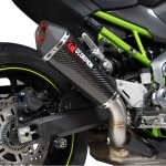 scorpion-exhaust_serket_kawasaki_z900-17-18_carbon_on-bike.jpg