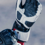 spidi_gloves-leather_carbo-track-evo_black-grey_lifestyle1.jpg