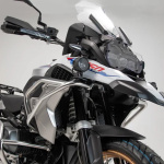 sw-motech_crash-protection_upper-crash-bars_silver_bmw-r1200-r1250-gs_detail2.jpg