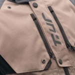 t.ur-waypoint-textile-jacket-sand-dark-grey_detail3.jpg