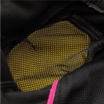 tucanourbano_ladie-jacket-textile_ovetta_black-fuchsia_detail8.jpg