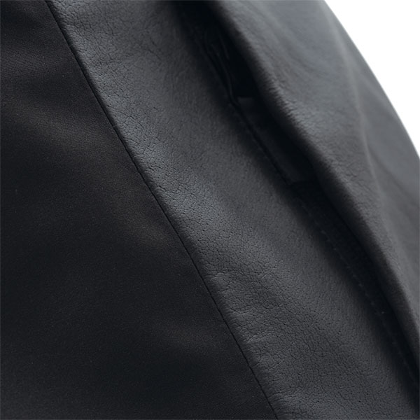 tucano-urbano_vittorio-leather-jacket_black_detail4.jpg