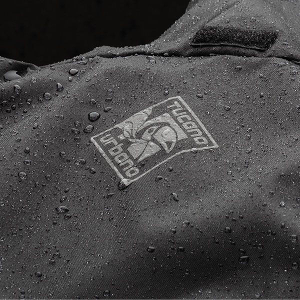 tucano-urbano_waterproofs_diluvio-day-jacket_black_detail6.jpg