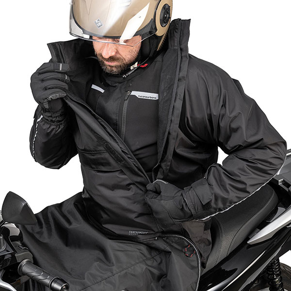 tucano-urbano_waterproofs_tucanorak-jacket_black_detail5.jpg