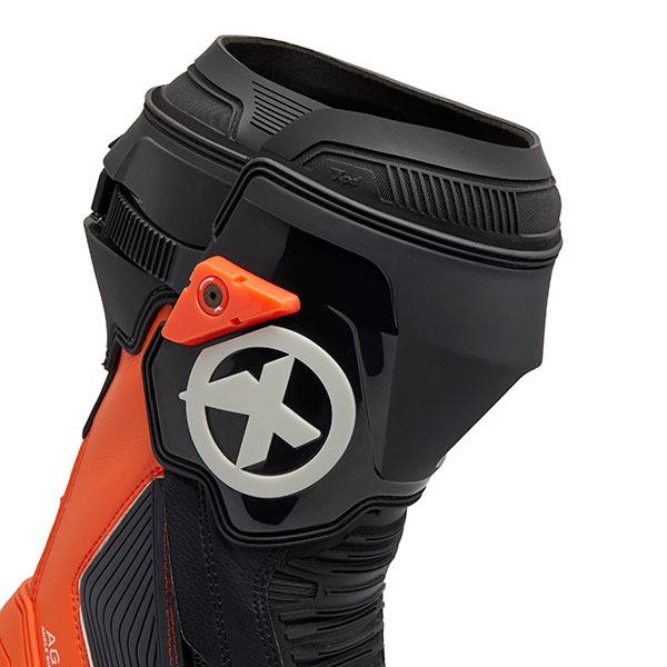 xpd_leather_boots_xp9-r_black_orange_detail4.jpg