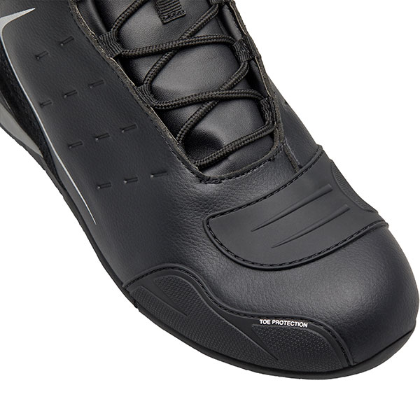 xpd_leather_race_boots_x-road_h2out_black_detail1.jpg