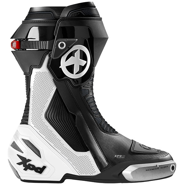 xpd_leather_race_boots_xp9-s_air_black_white_detail5.jpg