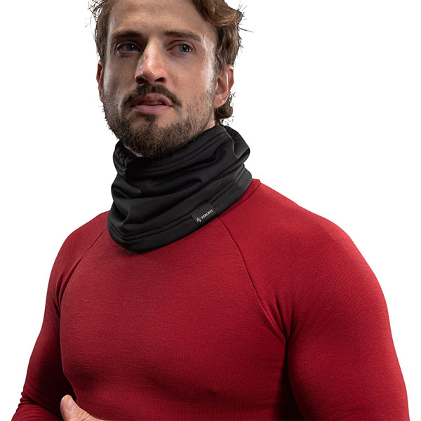 zerofit_neckwarmer_black_detail1.jpg